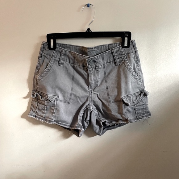 Faded Glory Pants - Faded Glory | Gray Cargo Shorts | Women Size 4
